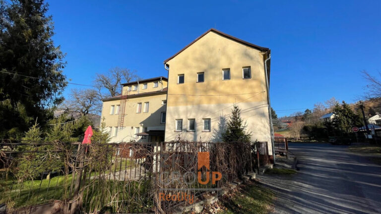 17e96234-644c-4cb4-ab43-bc78ad78c522@w1920