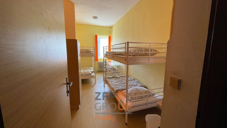 2b3a63a8-d83c-4ae9-a555-b9987ac905ad@w1920