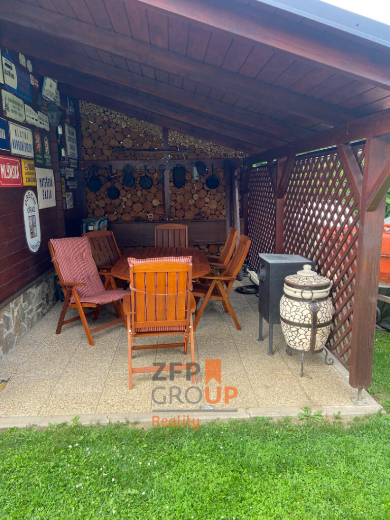 30607015-716a-44ed-b8ba-efef07dc216e@w1920