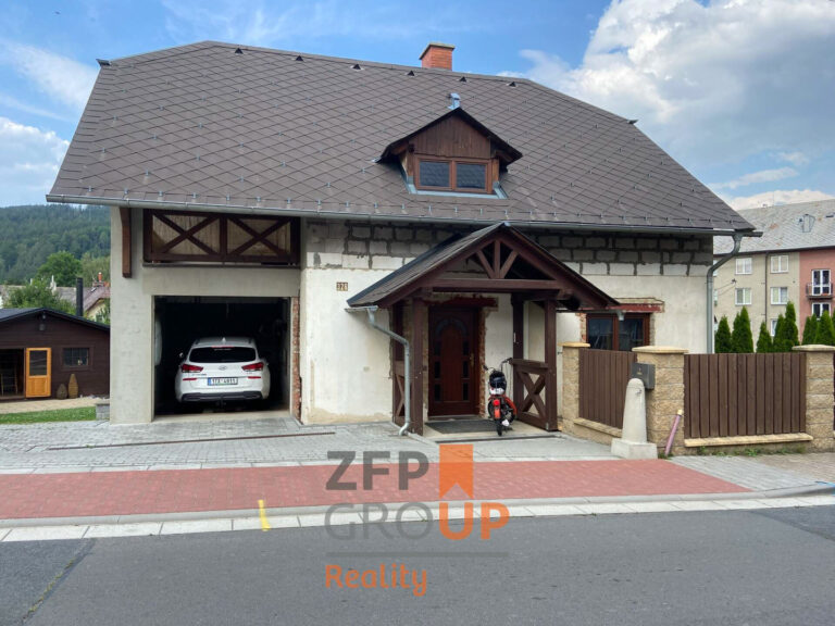 4f9ef45d-552d-4ec1-ba7d-28b8f7895824@w1920