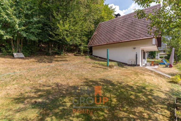 8e6c39a1-f8cc-4c5f-a3ae-0a3b56cee489@w1920