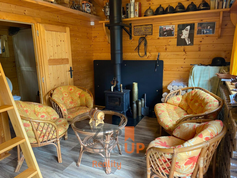 b50c9f12-ffad-441f-97a2-133a27f97bf8@w1920