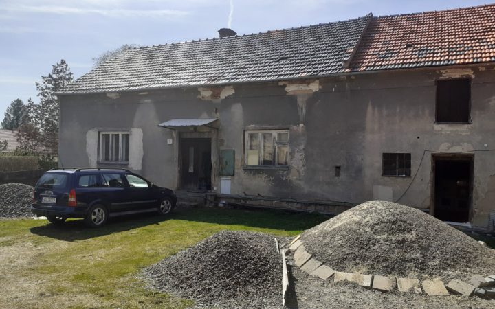 HostaĶovice 4